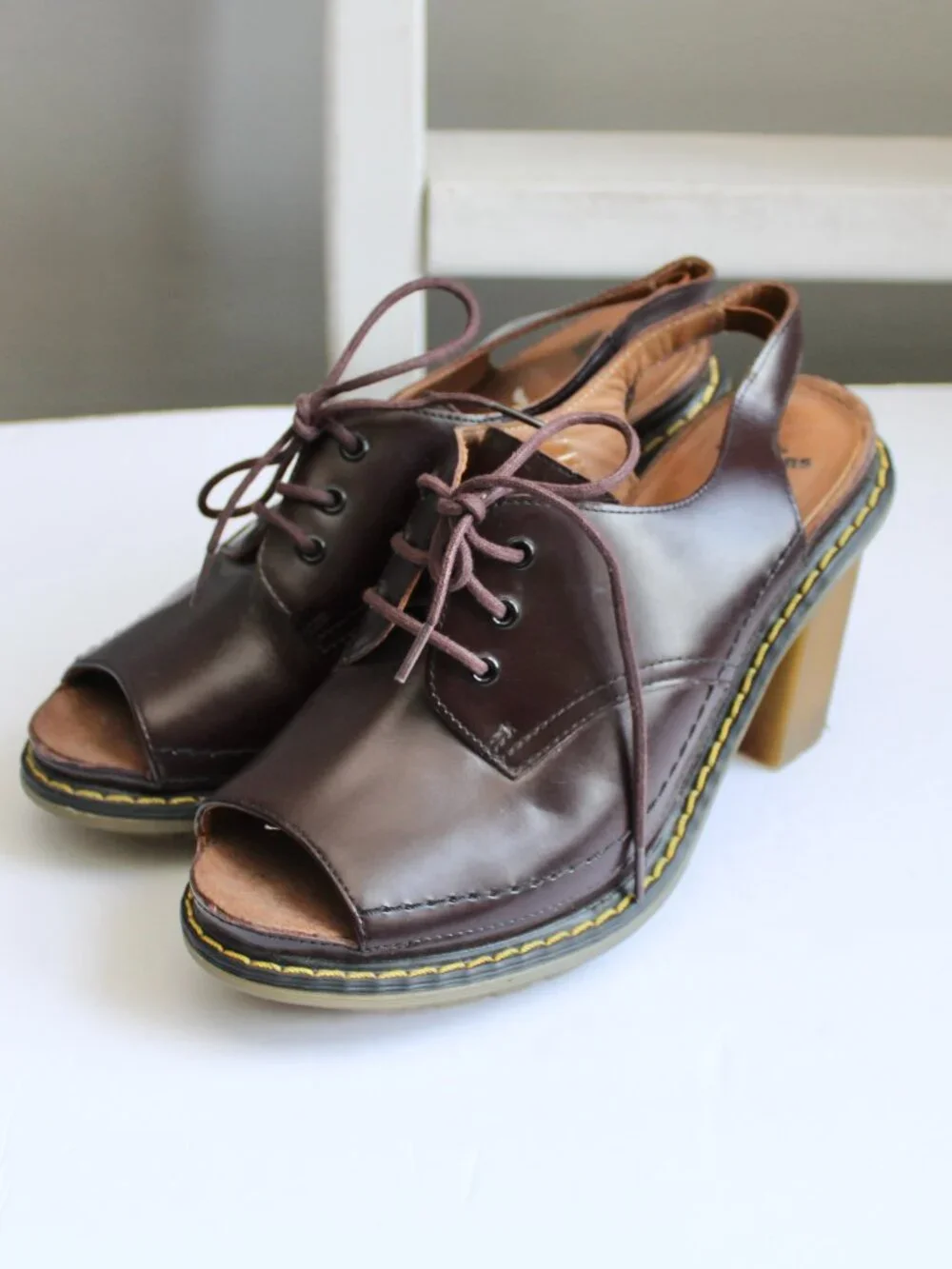 Dr Martens Tara Open-Toe Lace-Up Sling-Backs Brown Block Heels Women’s Size 7